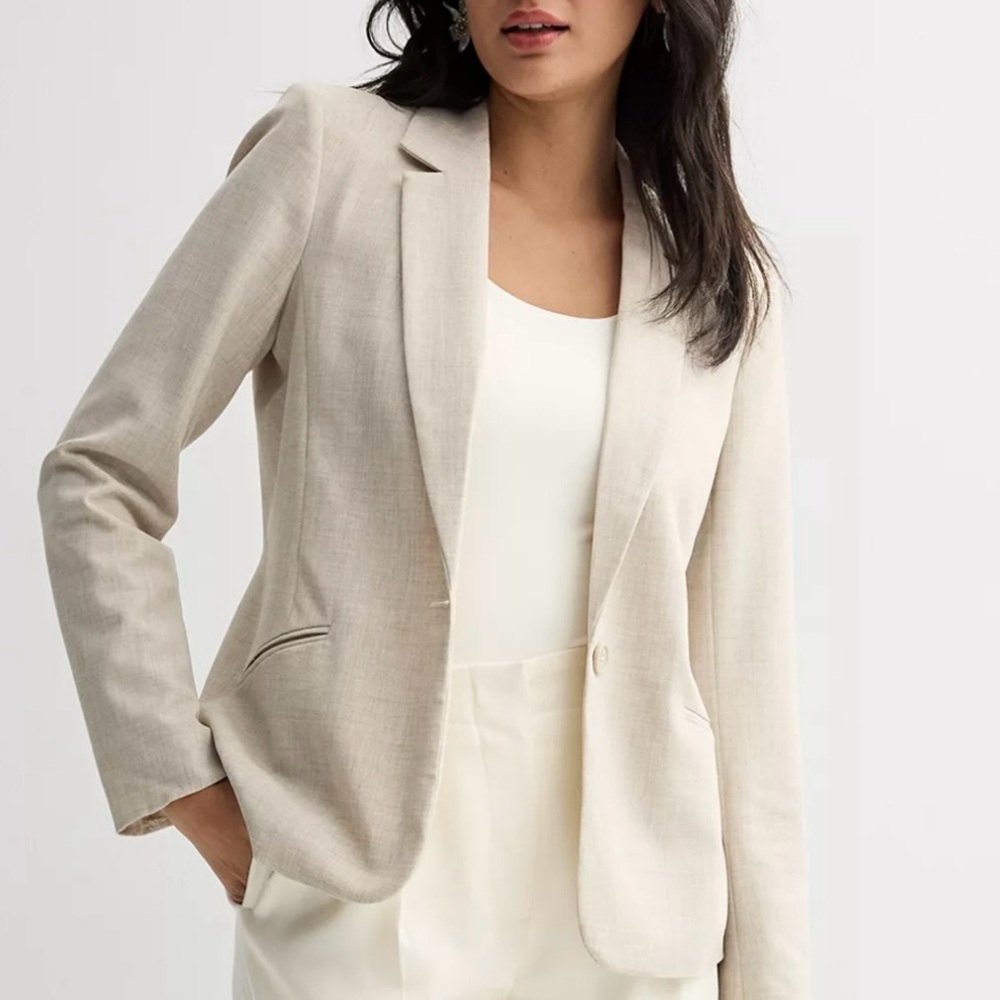 H&M- Classic Single Button Blazer. Size: small-Light Beige